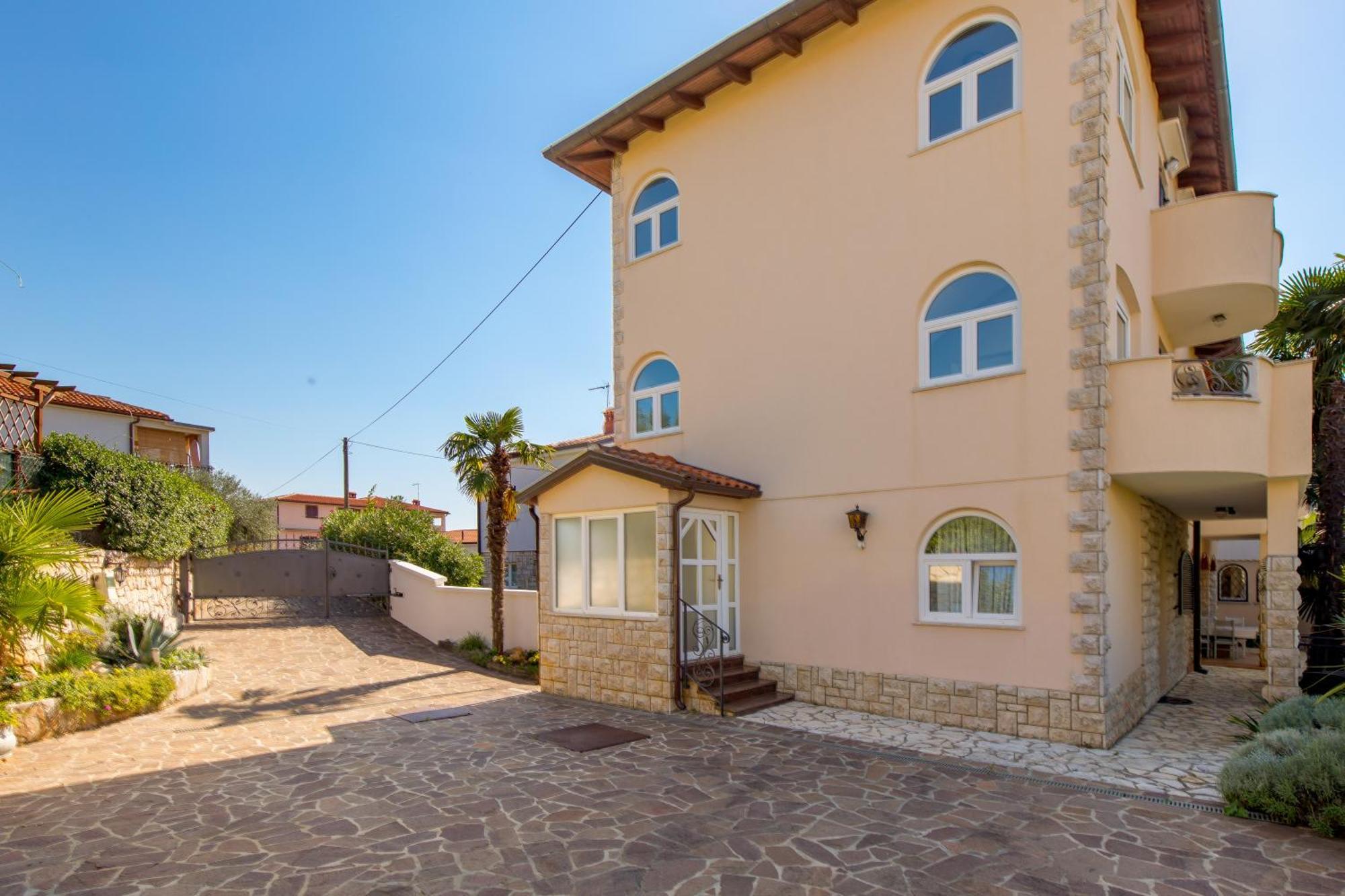 Villa Magnolia Umag Exterior photo